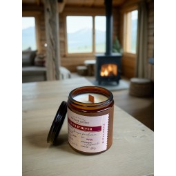 Bougie apothicaire Baies d’Hiver – ambiance cosy avec cheminée